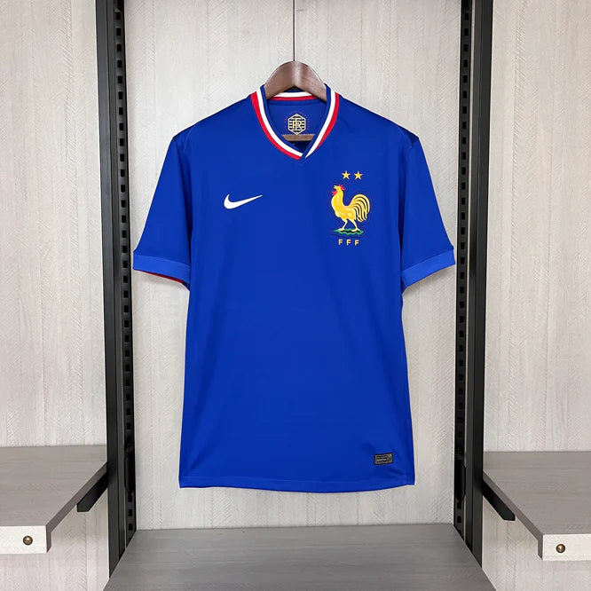 France 24/25 Home
