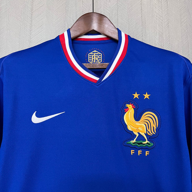 France 24/25 Home