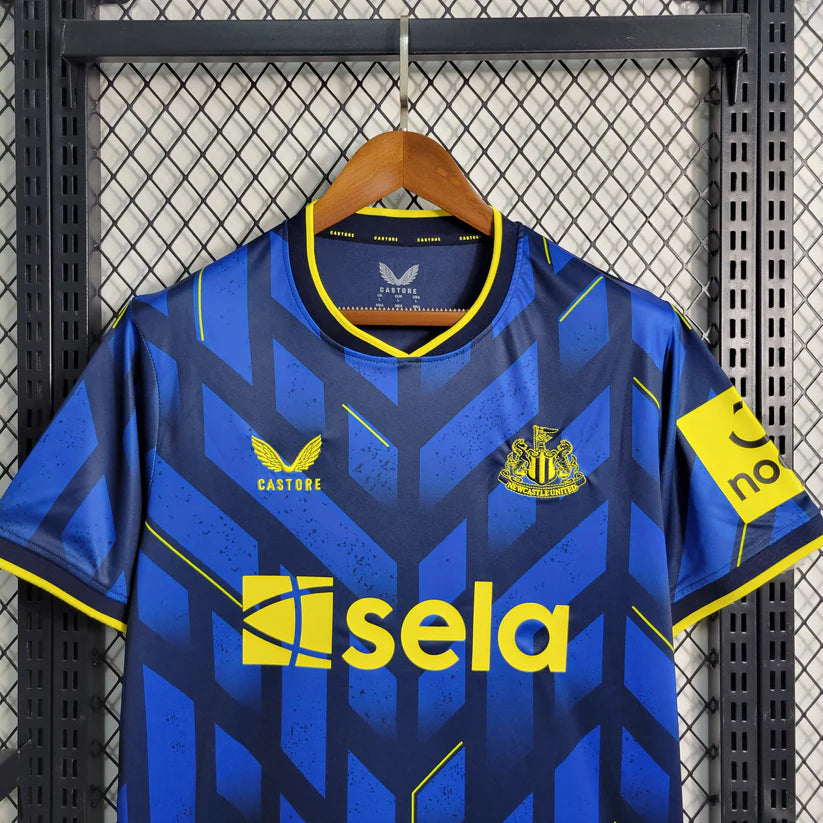 NewCastle Blue Special
