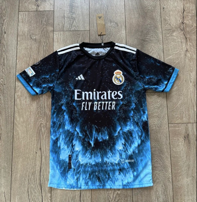 Real Madrid Blue Sky Special