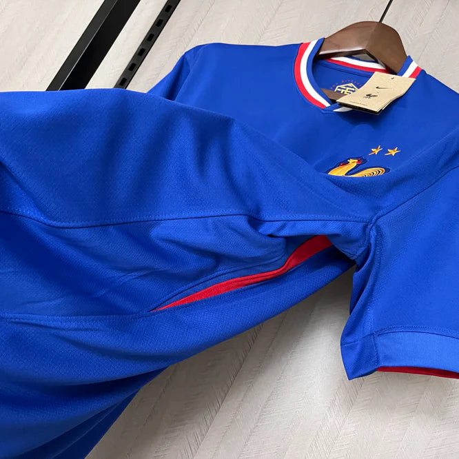 France 24/25 Home