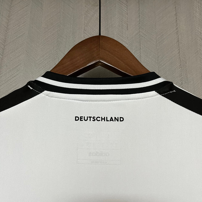 Germania 24/25 Home