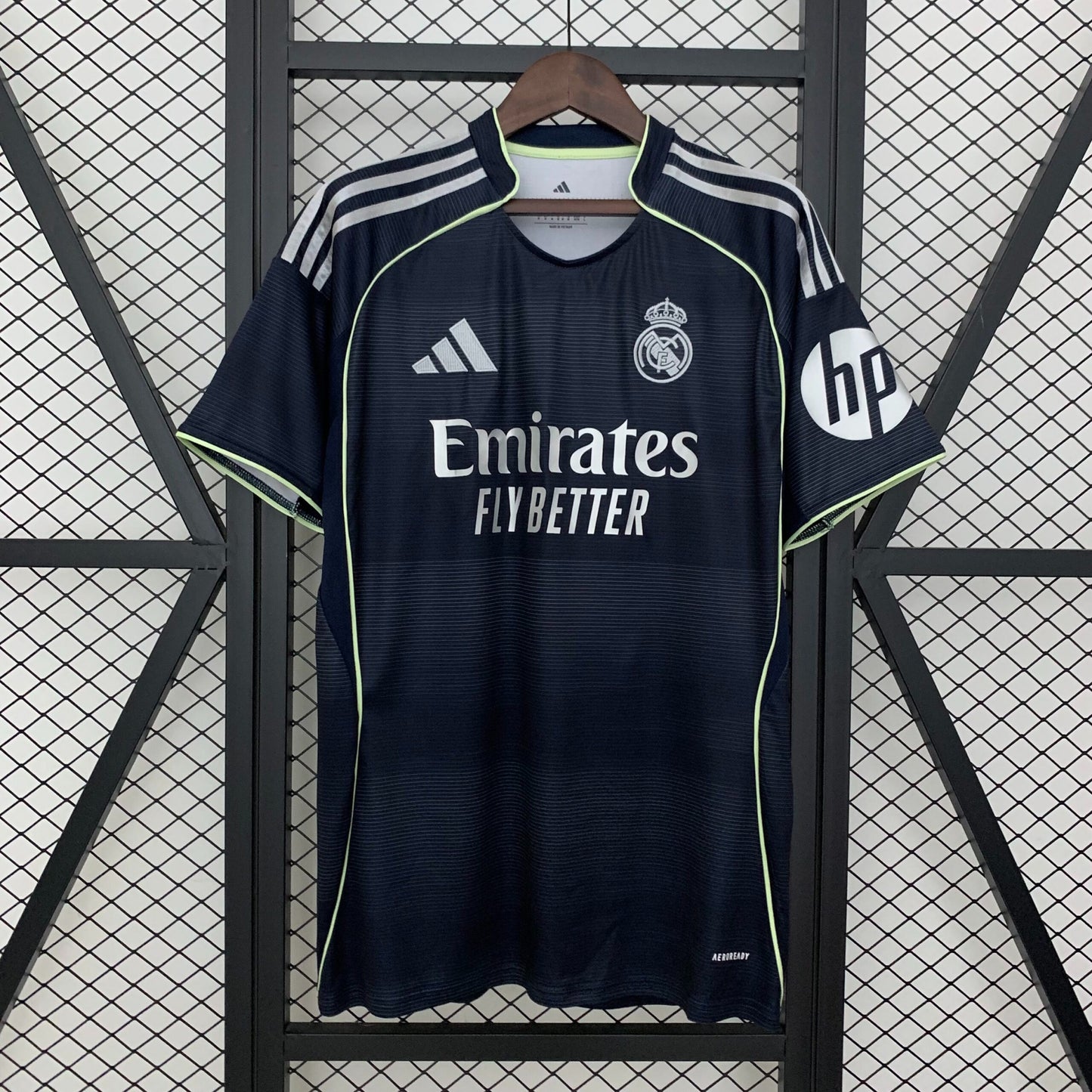 Real Madrid 25/26 Away